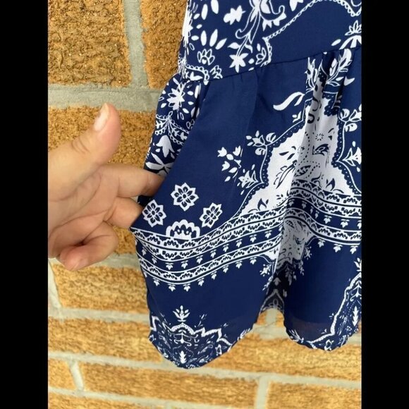 lovers + friends Temple Dress in Blue Temple Scarf small - Picture 8 of 13